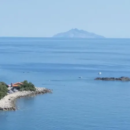Lägenhet L'ogliera Dell'aia Pomonte (Livorno)