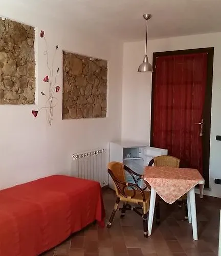 L'ogliera Dell'aia بومونته