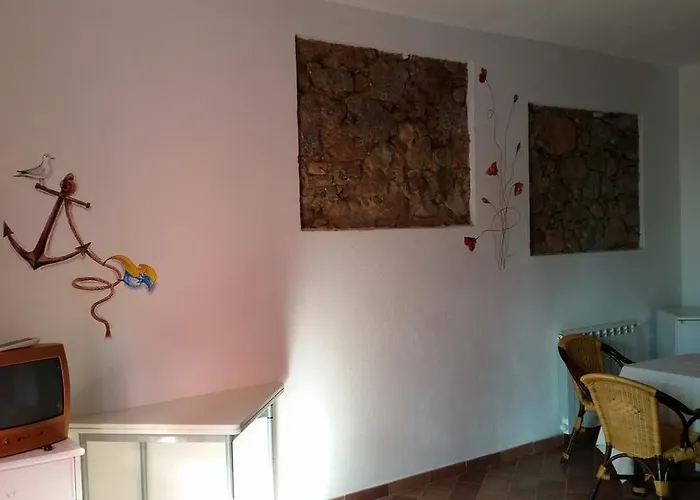 L'ogliera Dell'aia * بومونته